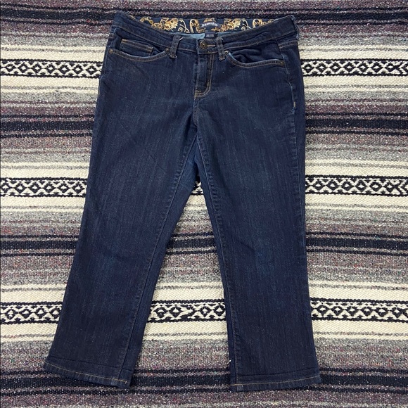St. John's Bay Denim - 3/$12 St. John's Bay Dark Wash Capri Cropped Jeans Stretch Low Rise 10 P 32x21